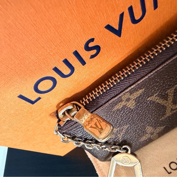 Louis Vuitton Monogram Canvas Key Holder Pouch Wallet - Picture 5 of 16